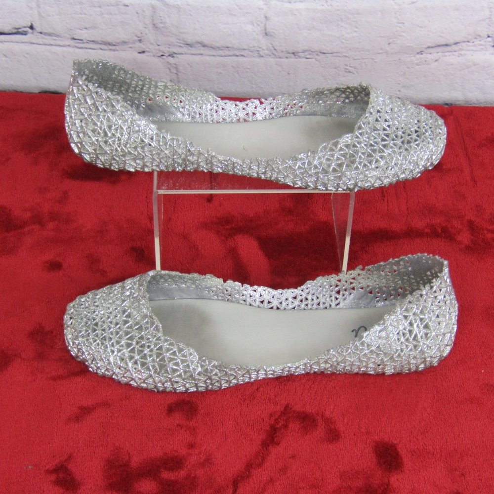 Stori Silver Flats Slip On Slipper Women's Size 5